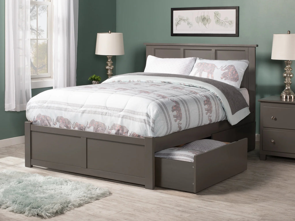 King Solid Wood Platform Bed with Footboard & 2 Storage Drawers in Grey D265