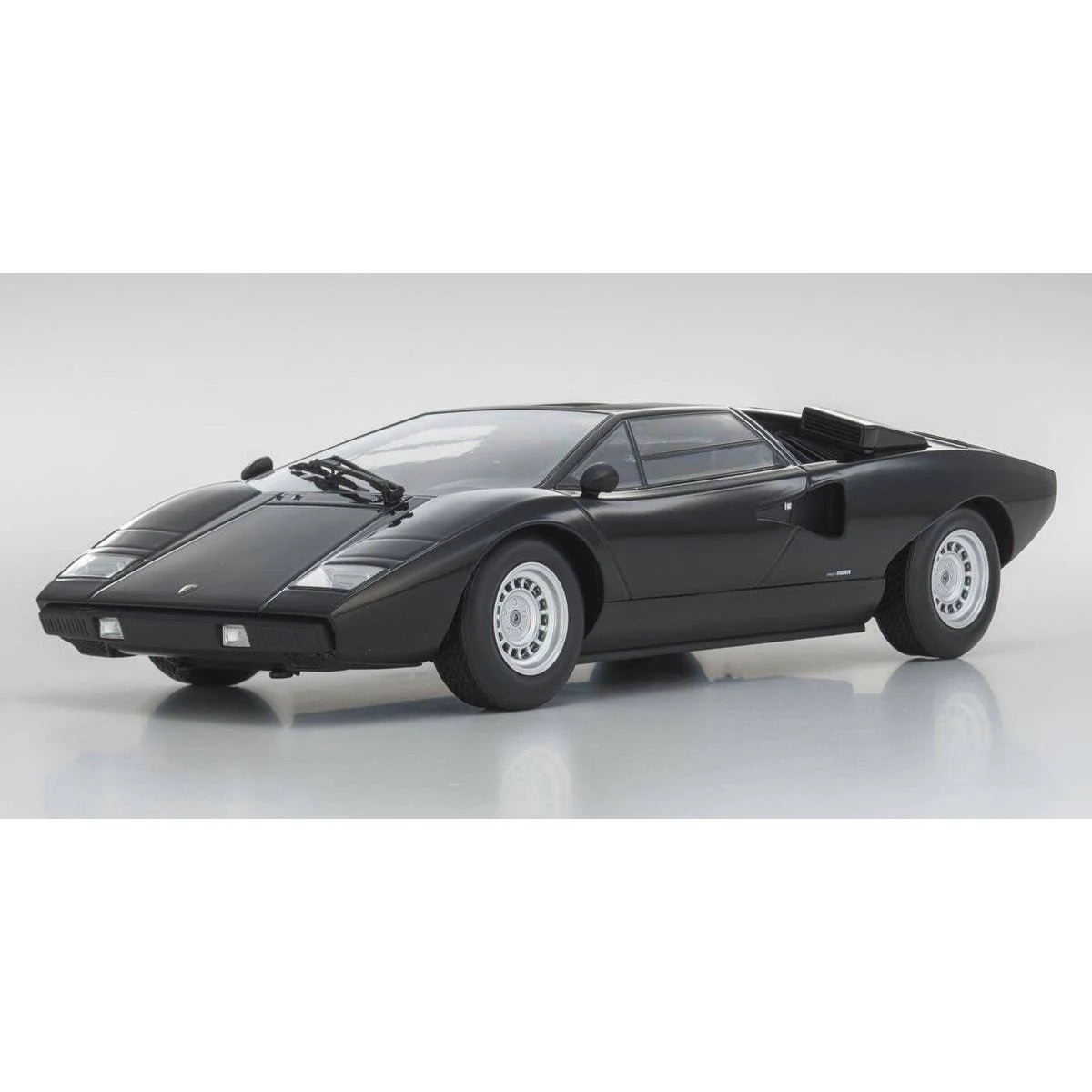Black 1/18 Diecast Model Car I195428