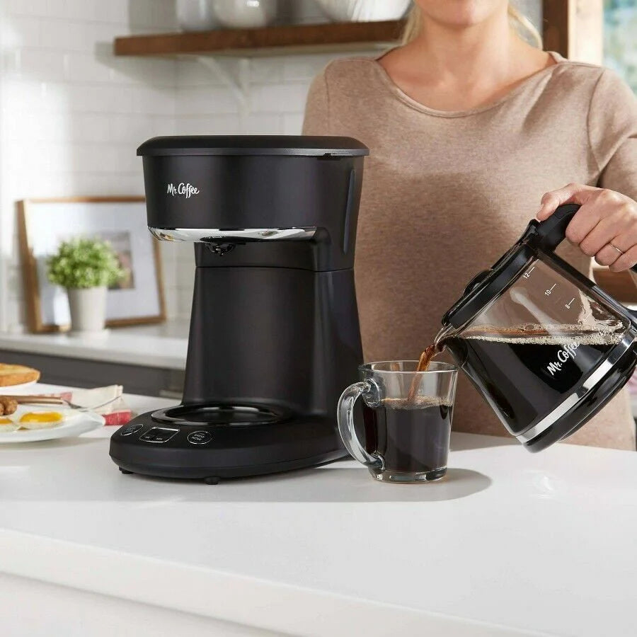 12-Cup Programmable Coffeemaker M104