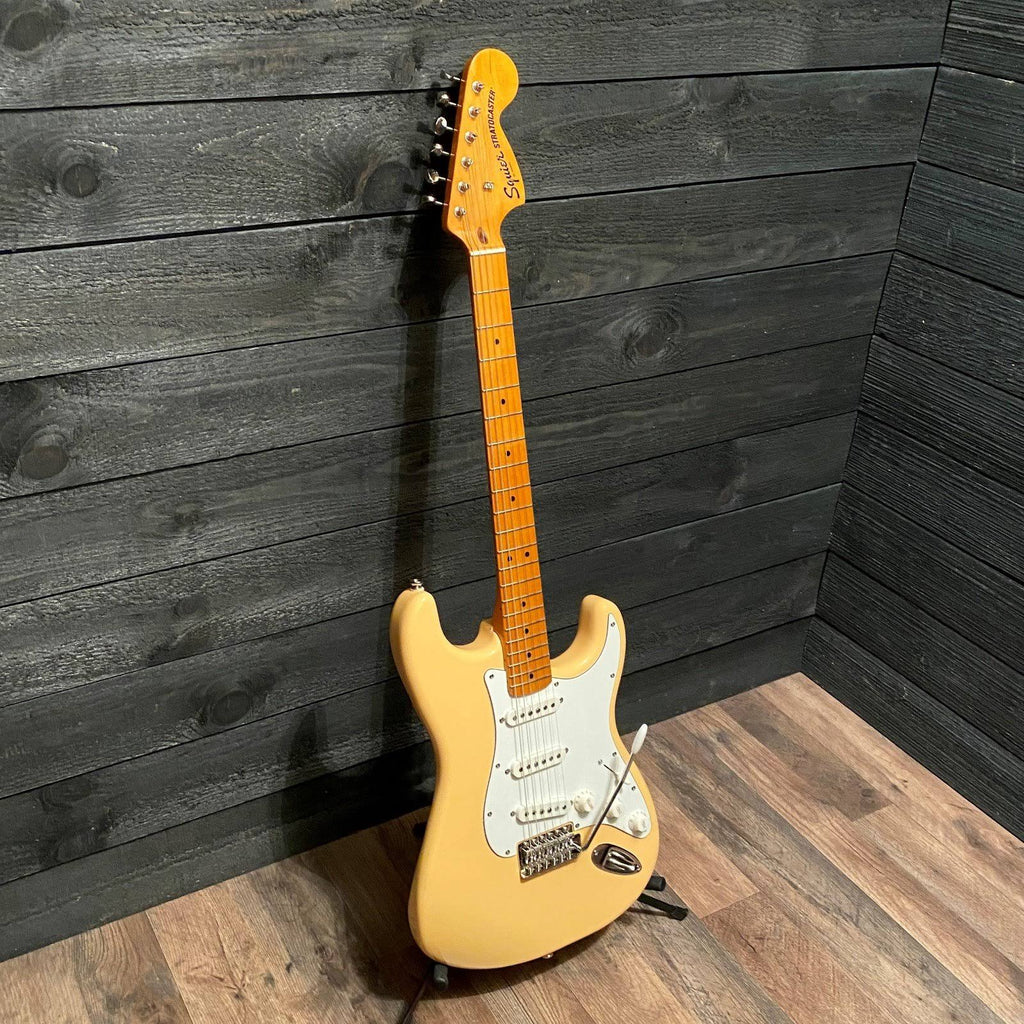 Vintage White Stratocaster Guitar N850026