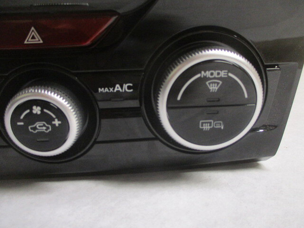 Pre-Owned 2022 Subaru Forester Automatic Climate AC Heater Control B203260