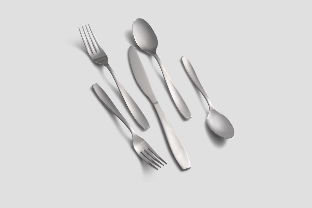 Satin 20-Piece Flatware Set G3852