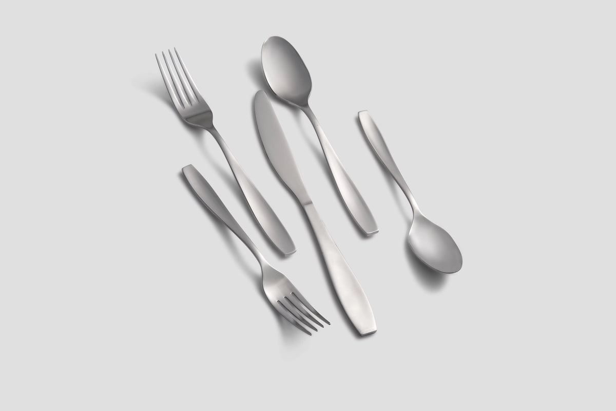 Satin 20-Piece Flatware Set G3852