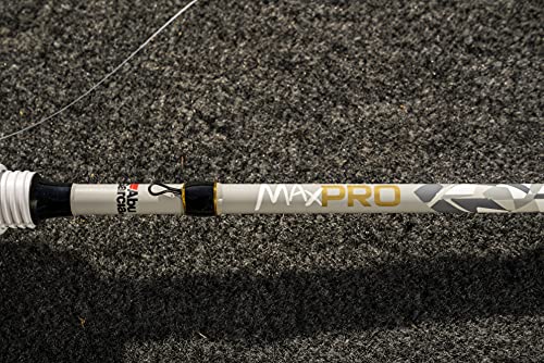 Low Profile Baitcast Reel and Fishing Rod Combo U424556