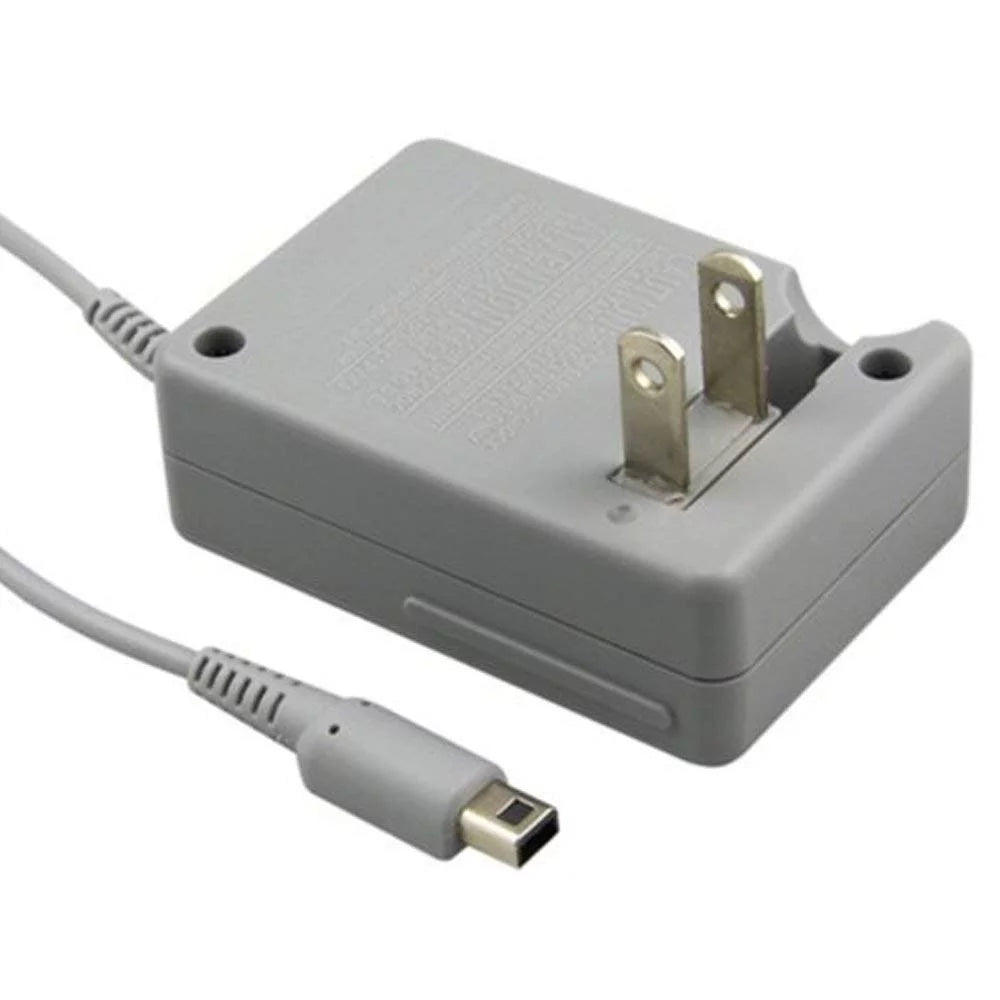 Restored Nintendo New 3DS XL Stylus SD Card and Charger F92715