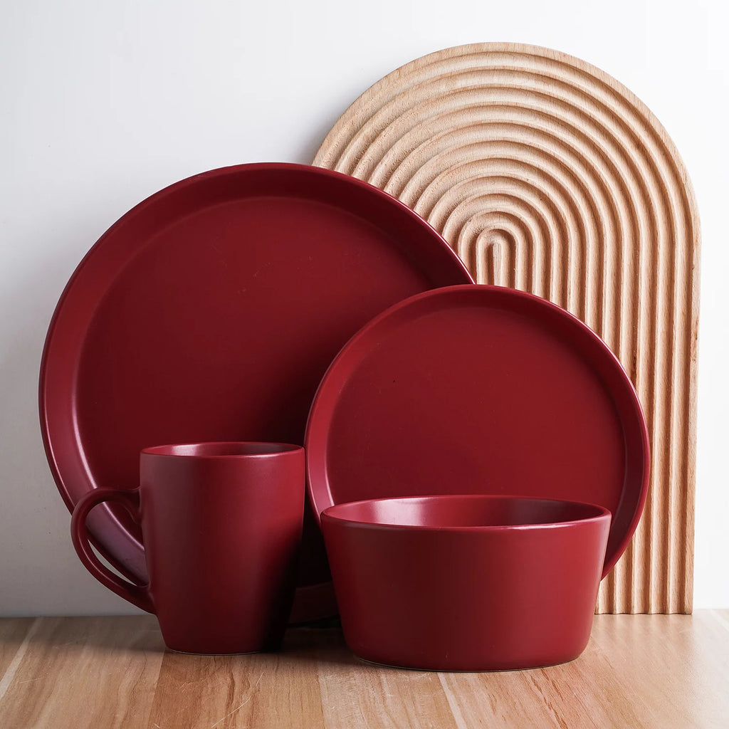 32-Piece Stoneware Dinnerware Set Red X798