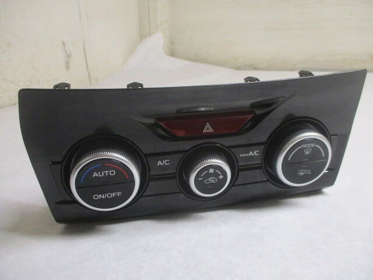 Pre-Owned 2022 Subaru Forester Automatic Climate AC Heater Control B203260