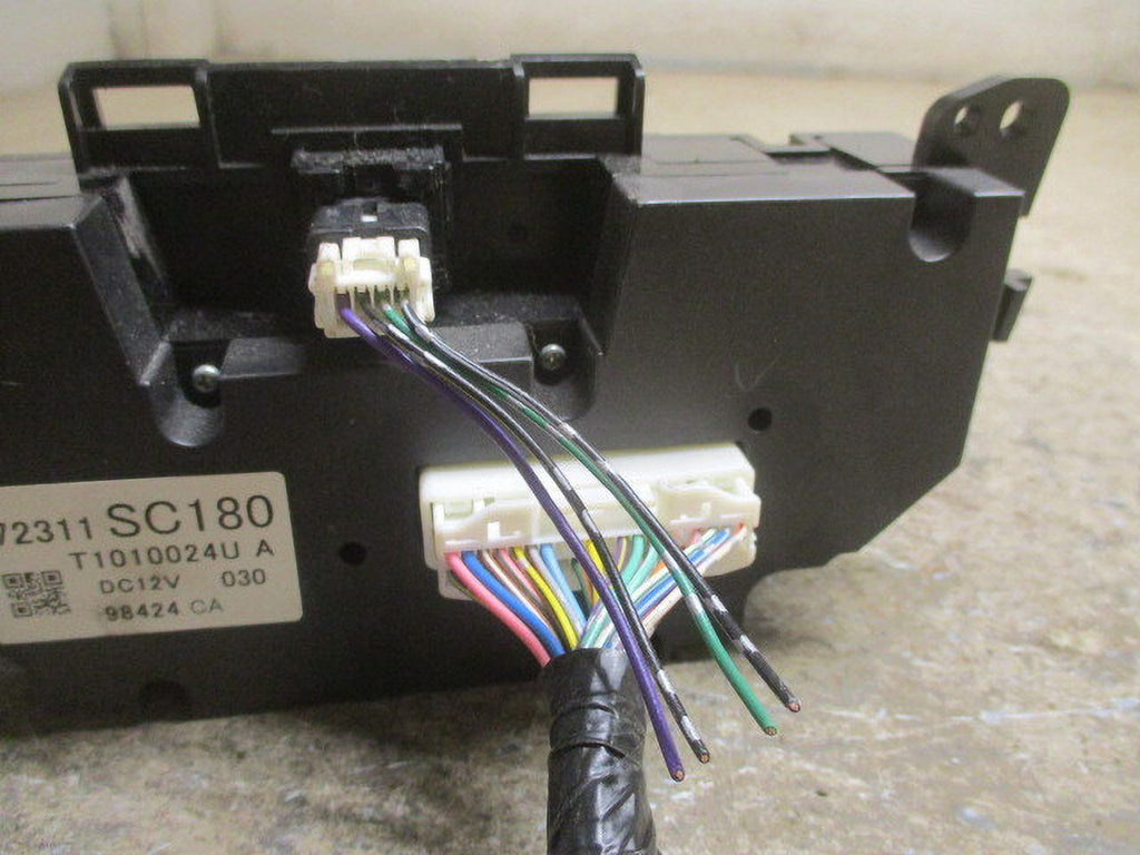 Pre-Owned 2010 Subaru Forester Automatic Climate AC Heater Temperature Control W320995
