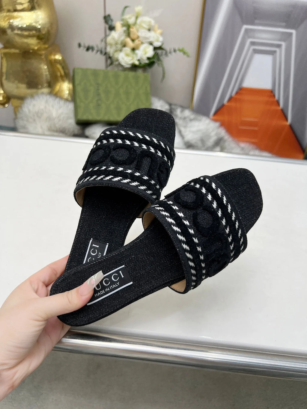 Slippers E613