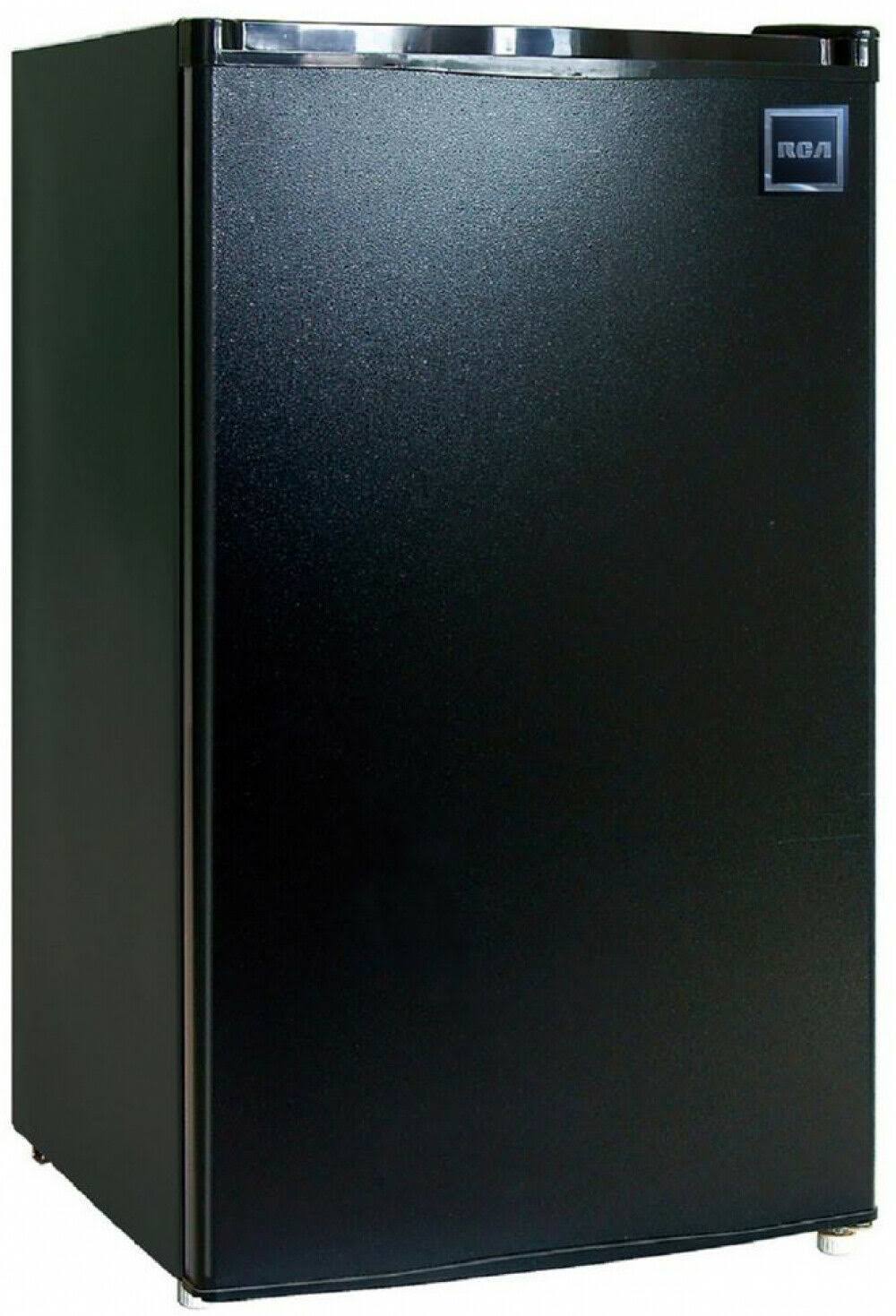 Black 4.5 Cu ft Compact Refrigerator U26953