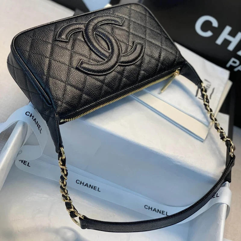 Grained Leather Hobo Bag Z49817