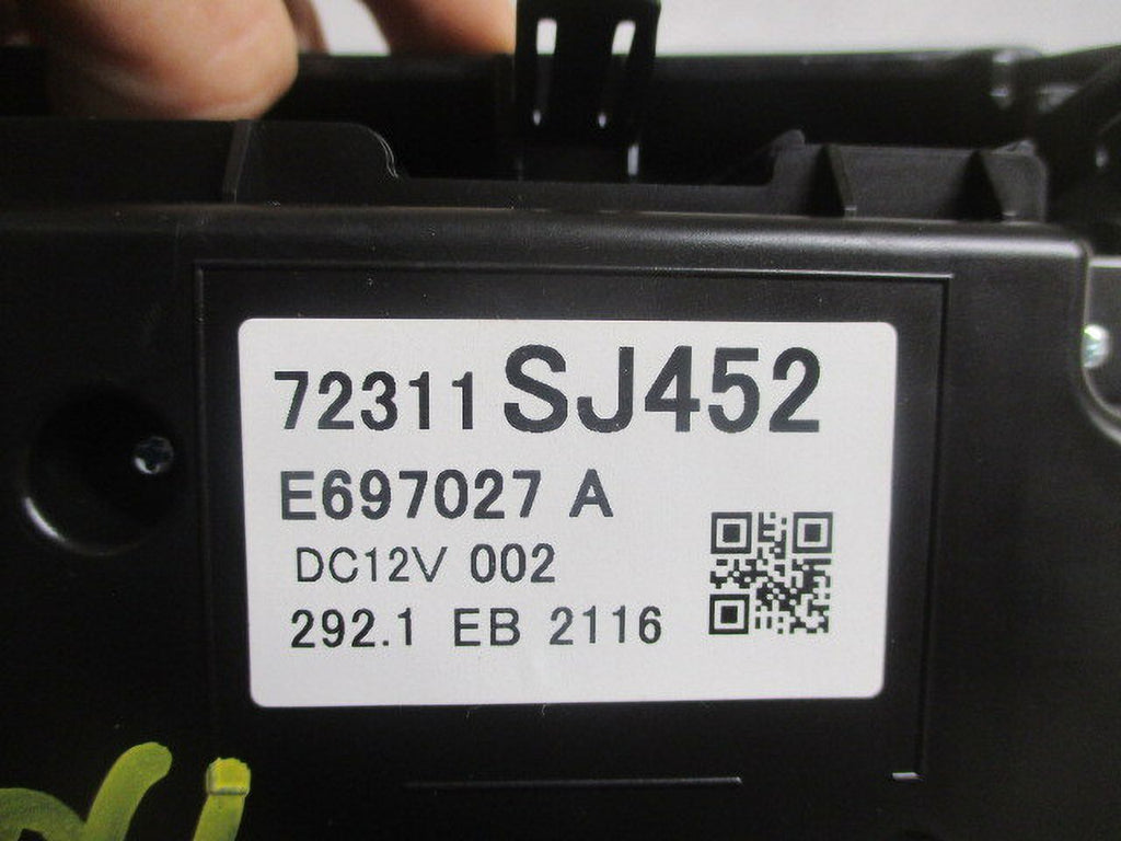 Pre-Owned 2022 Subaru Forester Automatic Climate AC Heater Control B203260